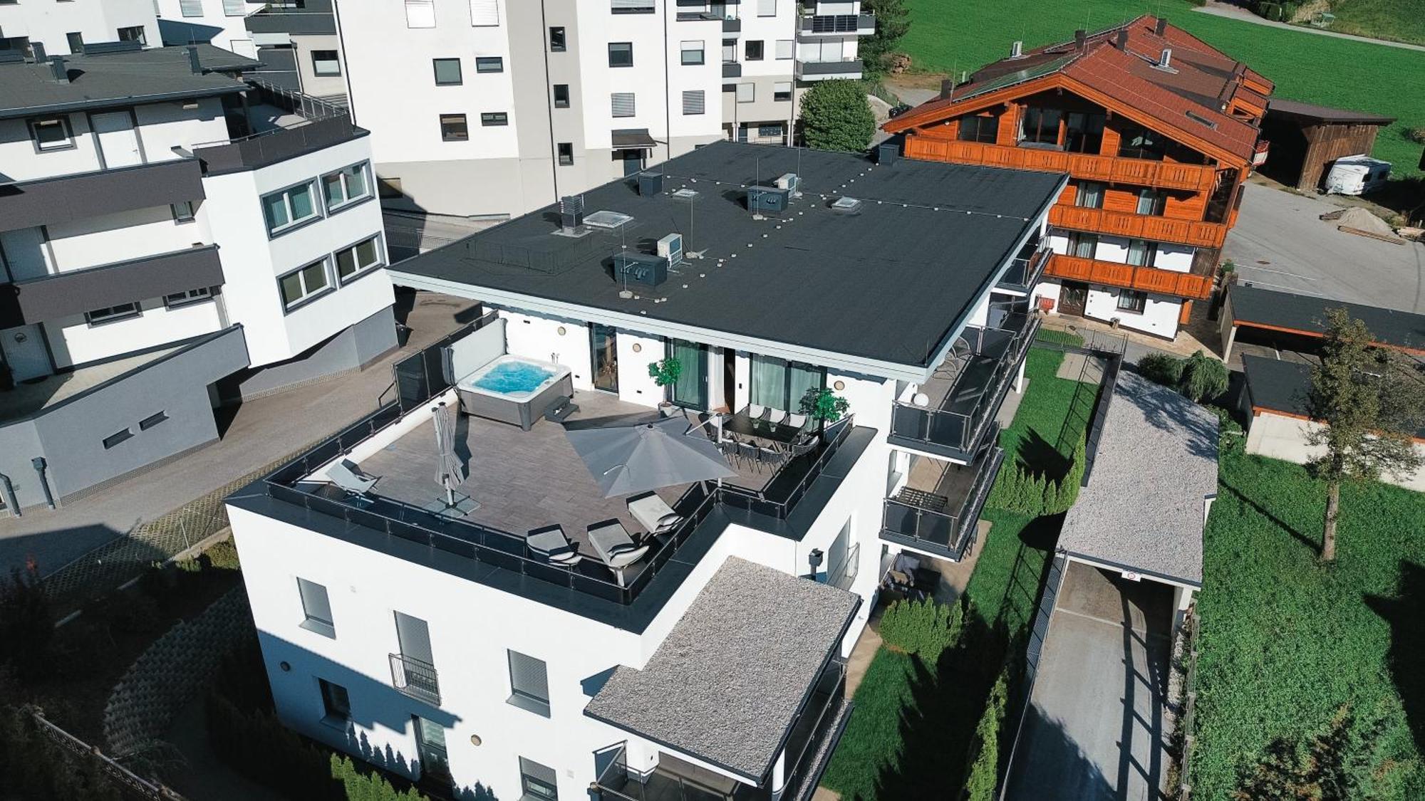 Ferienwohnung Alpenluxus Presents Cloud 9 - Private Roof Terrace With Whirlpool Fügen Exterior foto